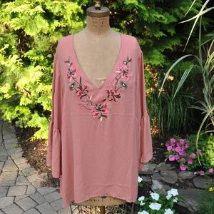 Women's Boho lowcut Blouse